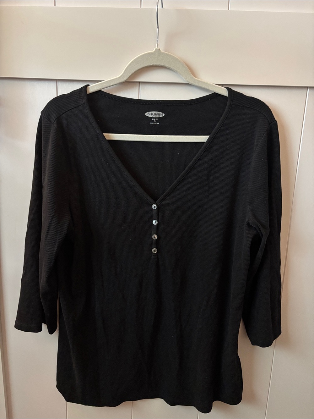 Old Navy Black V-Neck Henley Long Sleeve Top